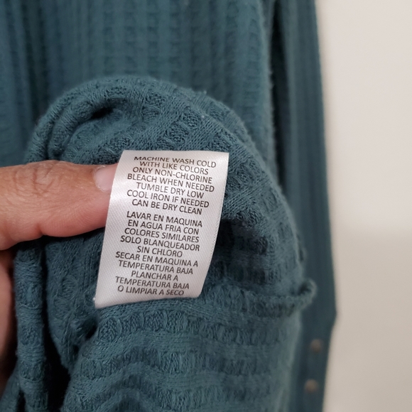 CHASER Waffle Knit Sweater Buttons on Cuffs M & L - Picture 7 of 8